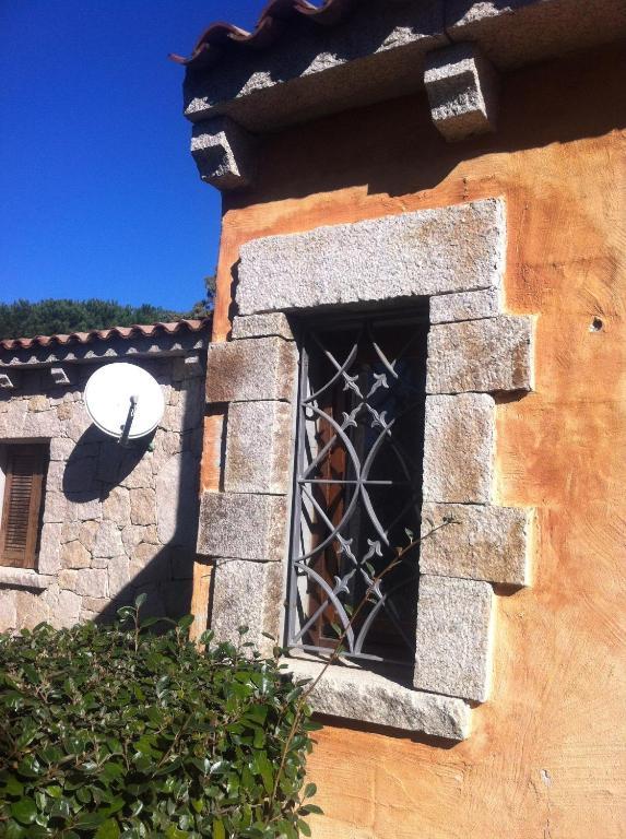 Aparthotel Il Faro San Teodoro Habitación foto